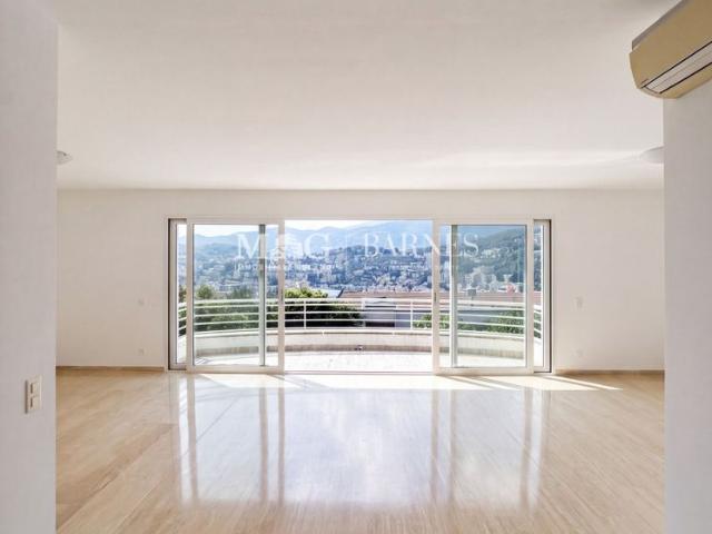Lugano, Albonago | Exclusive Villa with Garden and Panoramic View