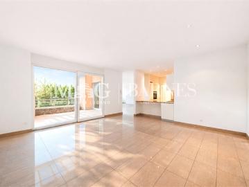 Lugano, Vezia Geräumiges 7,5 Zimmer Haus mit Garten 250 qm