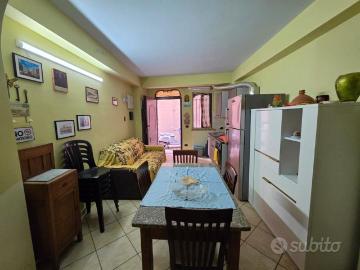 Luglio Duplex Lungomare Scilla 60 Mq