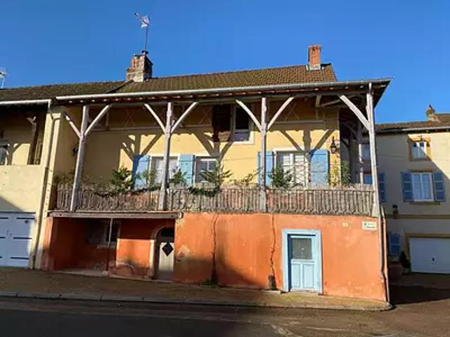 Lugny 71260 Achat / Vente maison 4 pièces t4 au dernier étage
