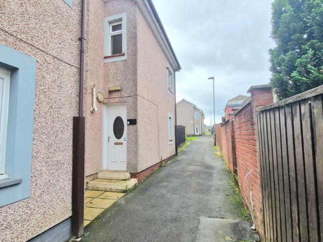 Luing, Airdrie ML6, 3 bed terraced house to rent, £895 pcm | PrimeLocation