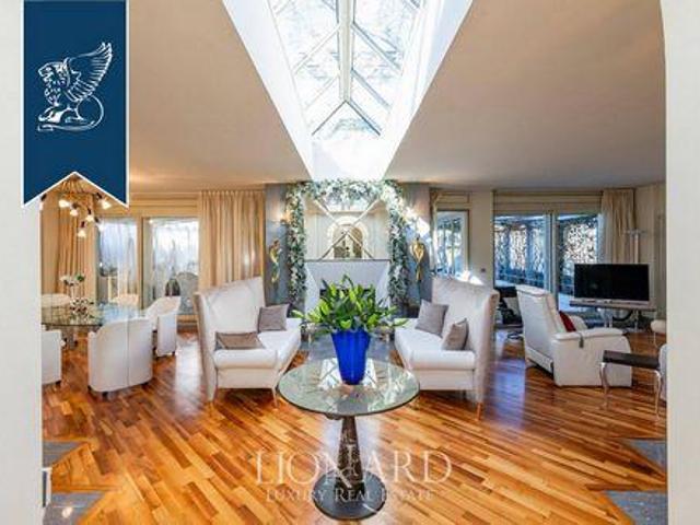 Luino Varese 104294716