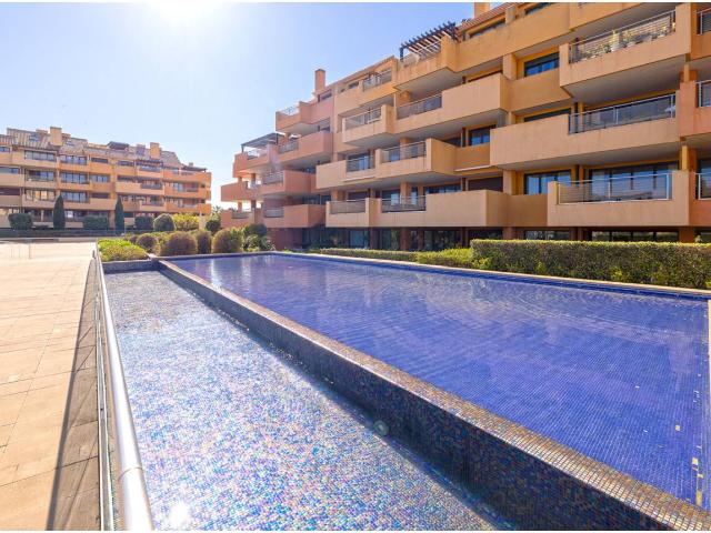 Lujoso Apartamento en Ribera del Marlin, La Marina de Sotogrande