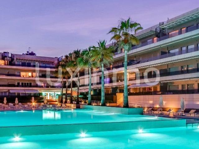 Lujoso ático en primera línea del edificio Royal Beach 120m² Sant agustí des vedrà