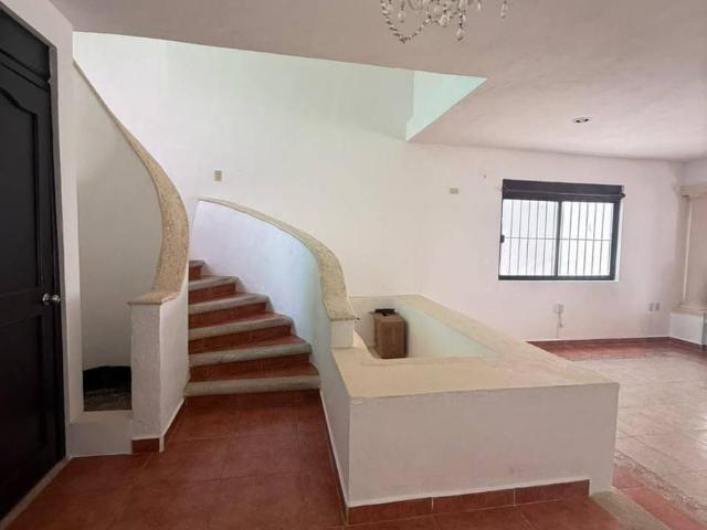 LUJOSA CASA EN VENTA EN FRACCIONAMIENTO GUADALAJARA EN CAMPECHE