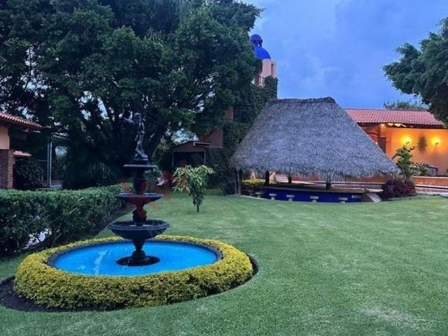Lujosa casa en venta Jiutepec, Morelos