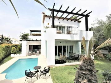 Lujosa Villa en alquiler en Milla de Oro de Marbella