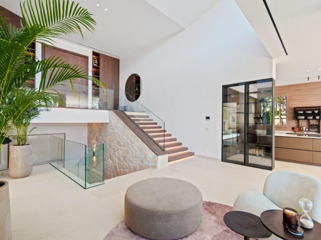 Lujosa villa nueva en el Valle del Golf en Las Brisas Nueva Andalucía