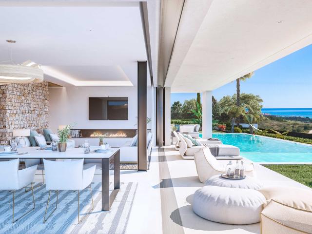 LUJOSAS VILLAS DE OBRA NUEVA CON VISTAS AL MAR EN ESTEPONA