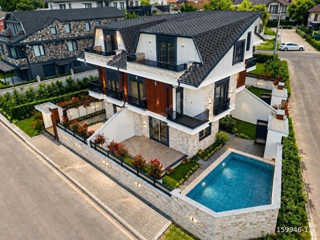 LÜKS DİZAYN, ANKASTRE SET, MÜSTAKİL HAVUZLU BAHÇELİ DEMİRTÜRK