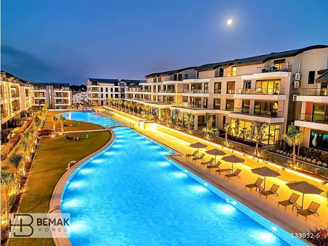 LÜKS SİTE İÇERİSİNDE 2+1 LÜKS DAİRE