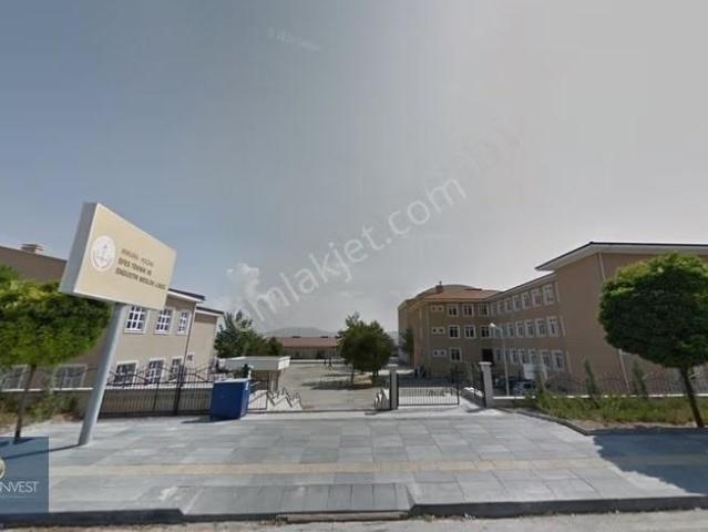 Lüks Sitede Ara Kat Satılık 2+1 Daire