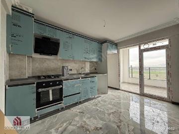 LÜKS VE KONFORU BİR ARADA SUNAN 3+1 SATILIK DAİRE!