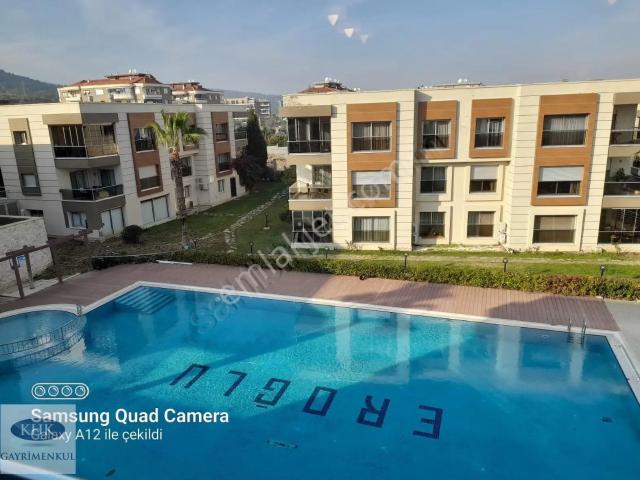 Lüks Yüzme Havuzlu Güvenlikli Site İçi Satılık 3+1 Daire