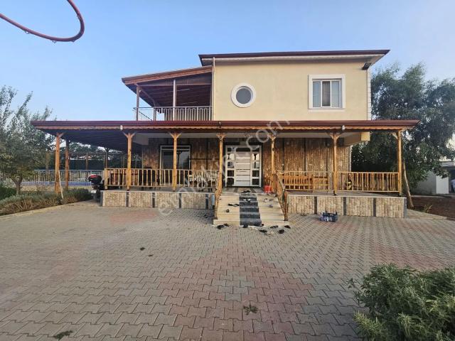 Lüks Yapılı Havuzlu Full Donanımlı Villa