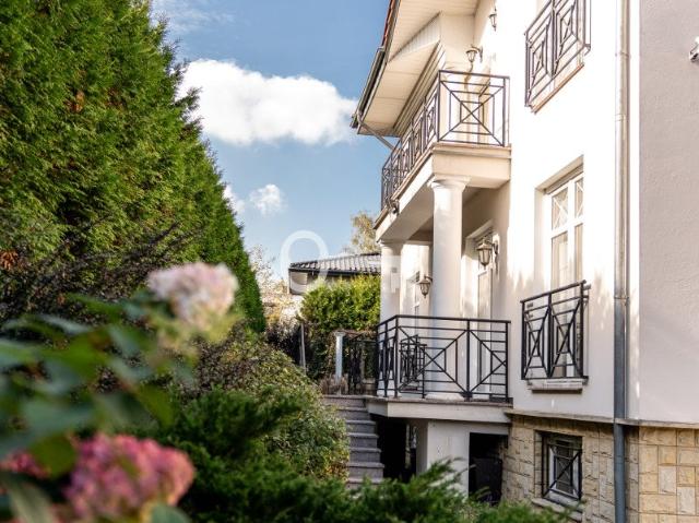 Luksusowa rezydencja 390 m² na Mokotowie przestronne wnętrza