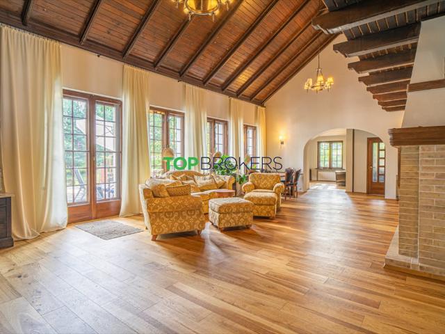 Luksusowa willa 780 m² z SPA, garażem i 25 pokoi