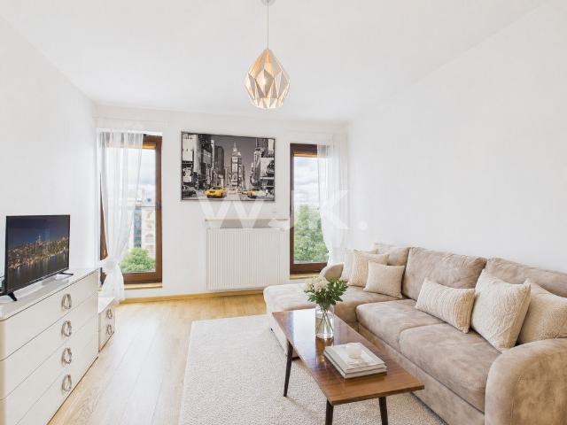 Luksusowe 3 pokoje z balkonem, sauna i zielone patio