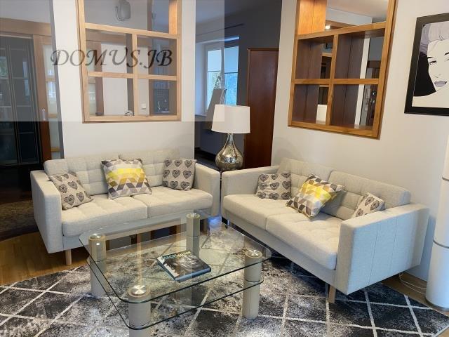 Luksusowe 92 m² apartament w centrum Warszawy 3 pokoje