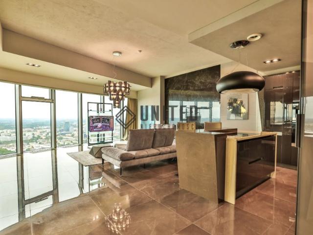 Luksusowy apartament 100 m² na 45. piętrze Sky Tower polecam