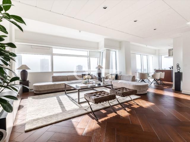 Luksusowy apartament 160 m² w Złota 44 Śródmieście