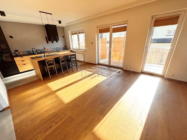 Zapraszam do luksusowego apartamentu 174 m² z kominkiem i lasem