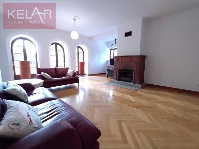 Luksusowy apartament 180 m² w kameralnym pałacu z ogrodem