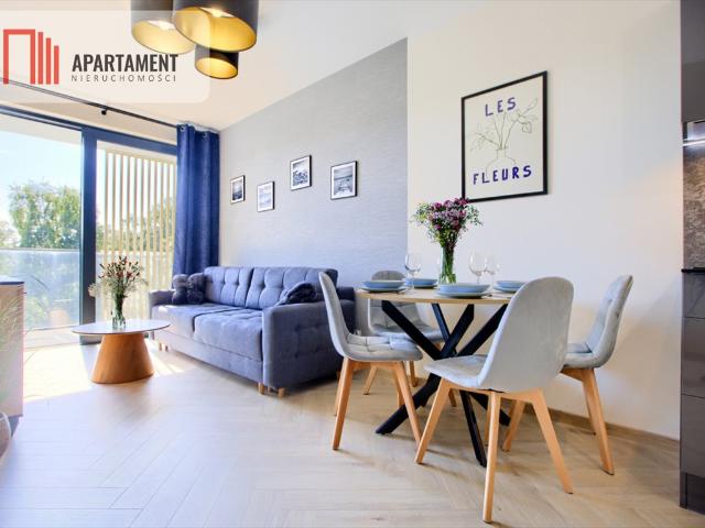 Luksusowy apartament z basenem i widokiem na jezioro polecam!