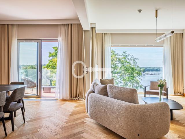 Luksusowy apartament nad Jeziorakiem z widokiem na jezioro