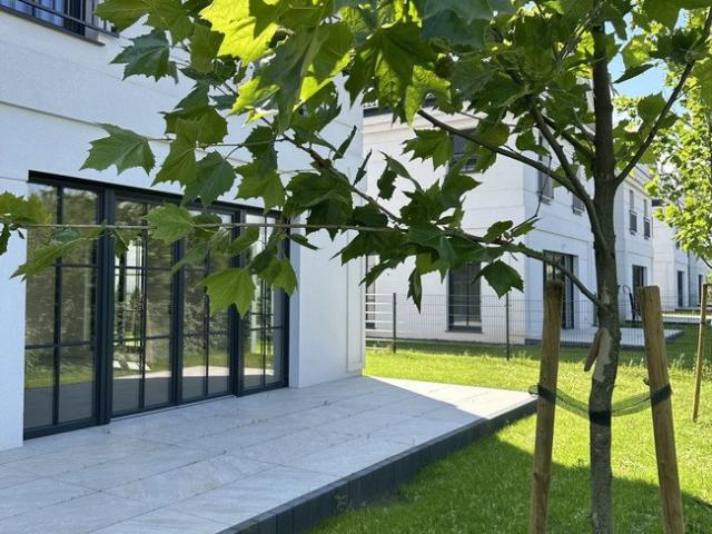 Luksusowy dom w Cesarzowicach 159 m² z ogrodem