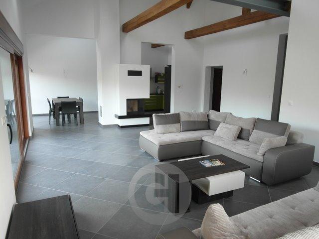 Luksusowy dom 163 m2 z kominkiem i tarasem
