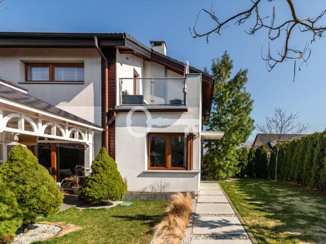 Luksusowy dom 162 m² w Poznaniu wysokie sufity i pełne wyposażenie