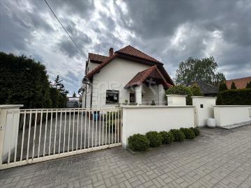 Luksusowy dom 173 m² z tarasem i ogrodem w Zębcowie