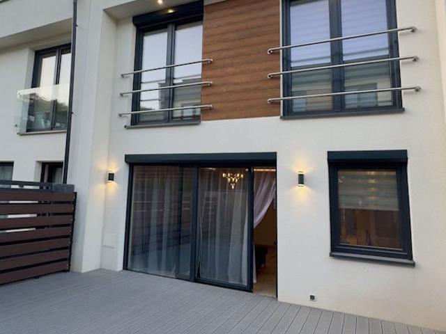 Do sprzedania luksusowy dom 124 m² z kominkiem i tarasem
