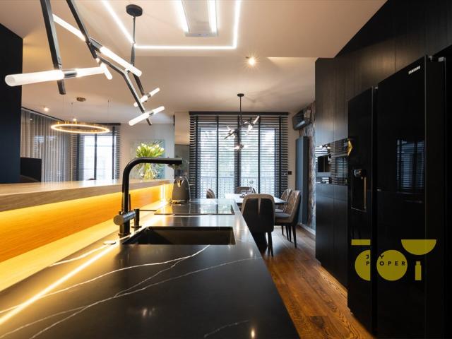 Luksusowy dwupoziomowy apartament 124 m² w Wesołej