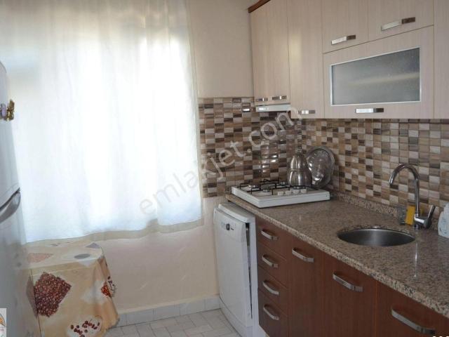 Lüleburgaz Çarşı Merkezde Satılık 2+1 Arakat Daire