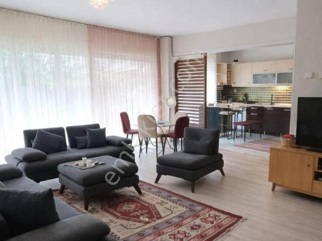Lüleburgaz İstanbul Caddesi Üzerinde Satılık 3+1 Daire