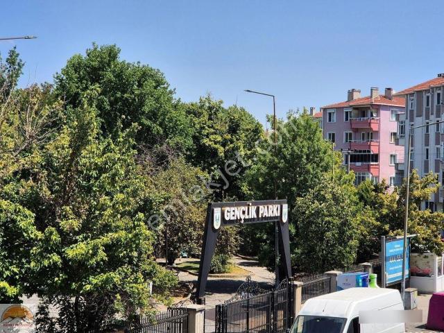 Lüleburgaz Yeni Mahalle'de Kiralık 3+1 Daire, 115 M², Merkezi Konum