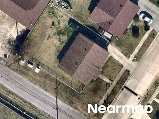 Luling Estates Dr