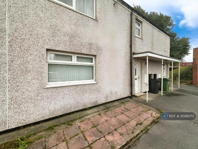 Lupton St, Leeds, LS10 1 bed flat to rent £1,100 pcm £254 pw