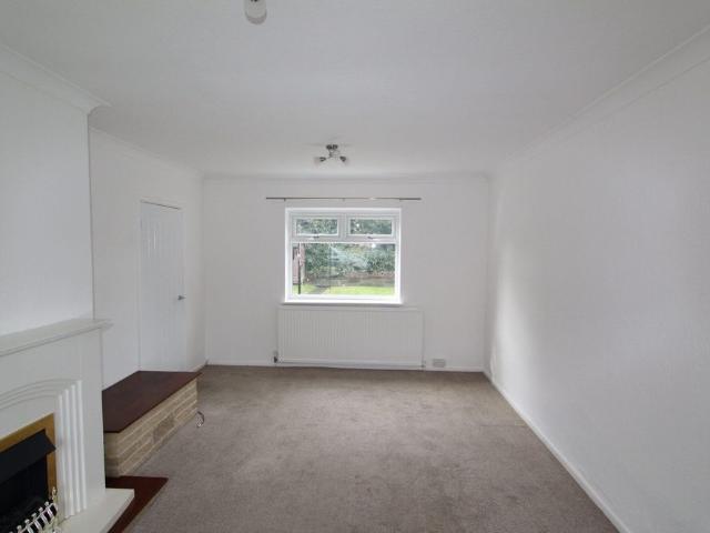 Lupton Road, Sheffield, S8
