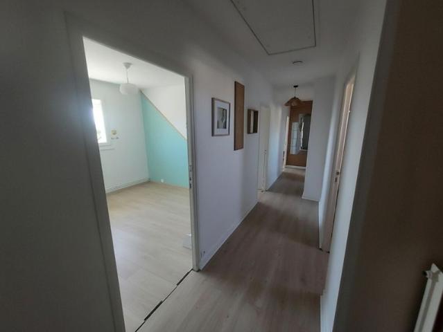 'L'Urbaine' — Maison de ville avec cour, dépendances — En plein coeur de Noailles
