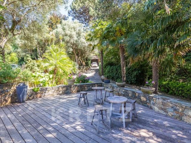 Luri Cap Corse Villa de 235m2 Parc de 5000m2 avec Pisc. 235m² Luri