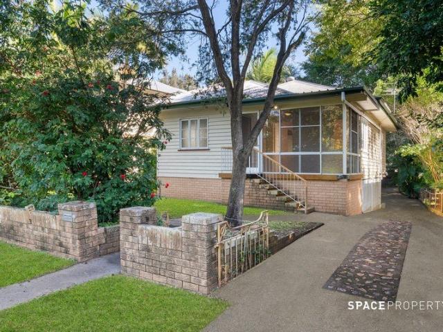 Lush Park Front Setting Renovate or Demolish STCCA