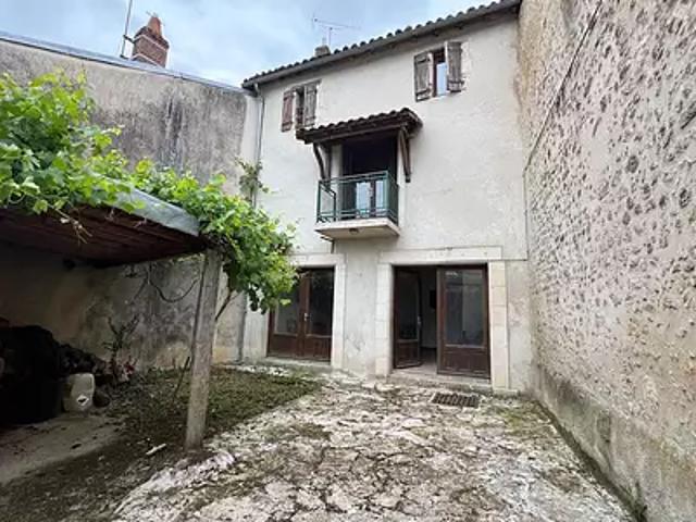 Lussac les Châteaux 86320 Achat / Vente maison 6 pièces t6