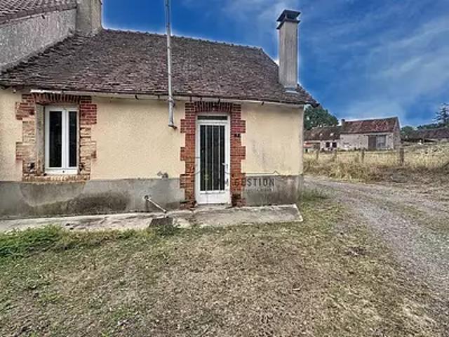 Lussac les Eglises 87360 Achat / Vente maison 2 pièces t2 au dernier étage