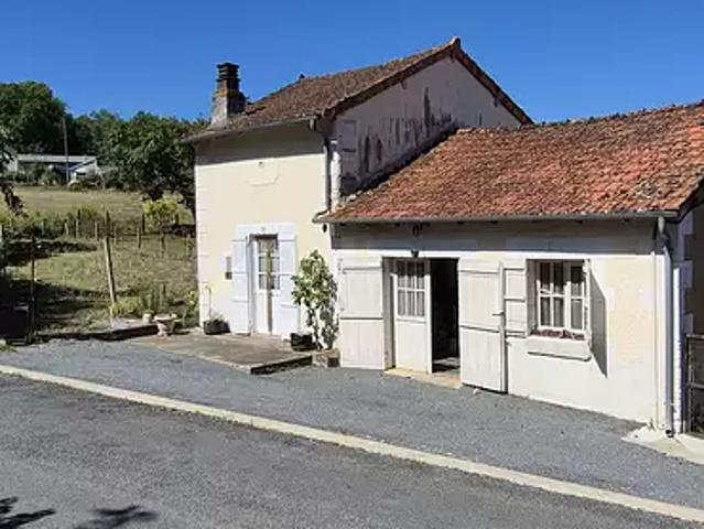 Lussas et Nontronneau 24300 Achat / Vente maison 4 pièces t4