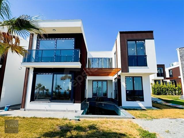 LUSSO GAYRİMENKUL BAHÇELİEVLER MAH SATILIK FIRSAT 5+1 LÜKS VİLLA