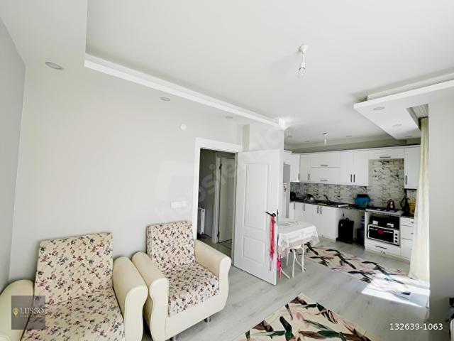 LUSSO GAYRİMENKUL ÇINARLI MAHALLESİNDE SATILIK GENİŞ 1+1 DAİRE