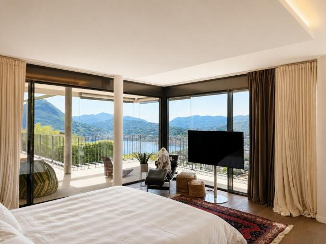 LUSSUOSA VILLA APPARTAMENTO VISTA LAGO 8.5 LOC. A VIGANELLO